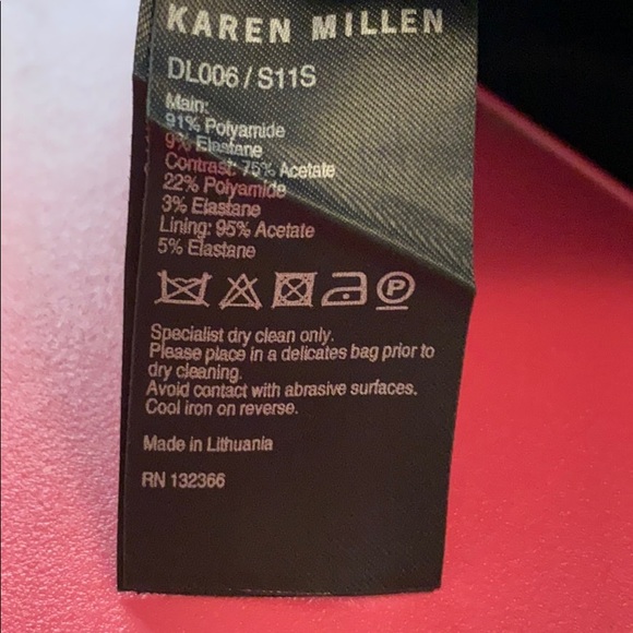 Black dress - Picture 3 of 3